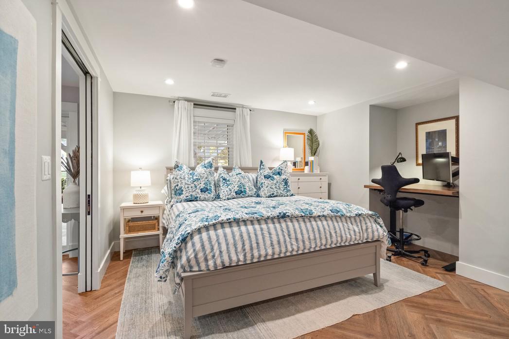 10314 HICKORY CREEK COURT