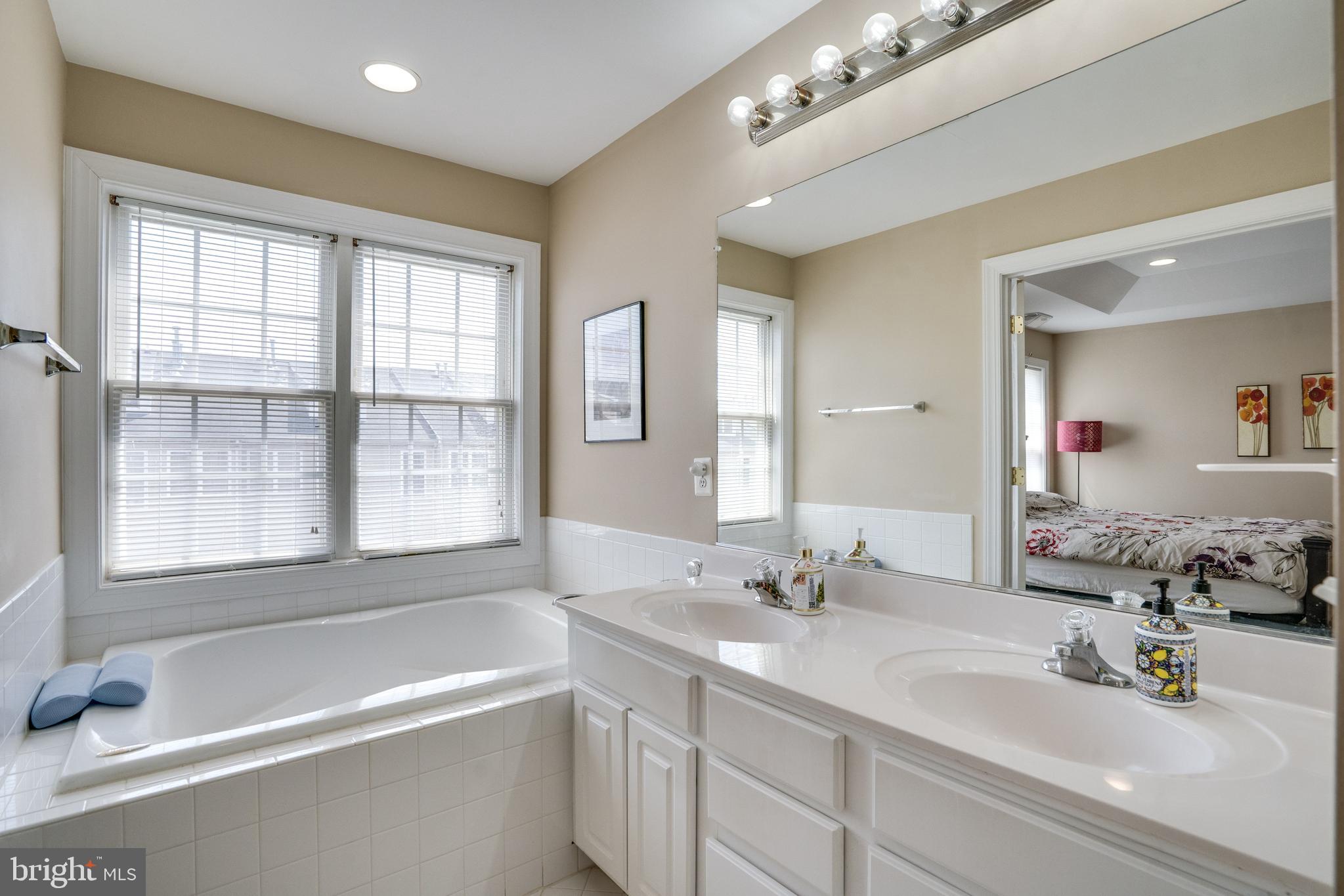 13598 LAVENDER MIST LANE