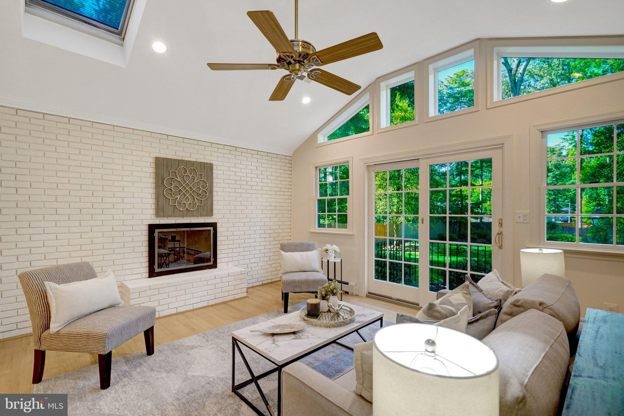 4409 FERRY LANDING ROAD