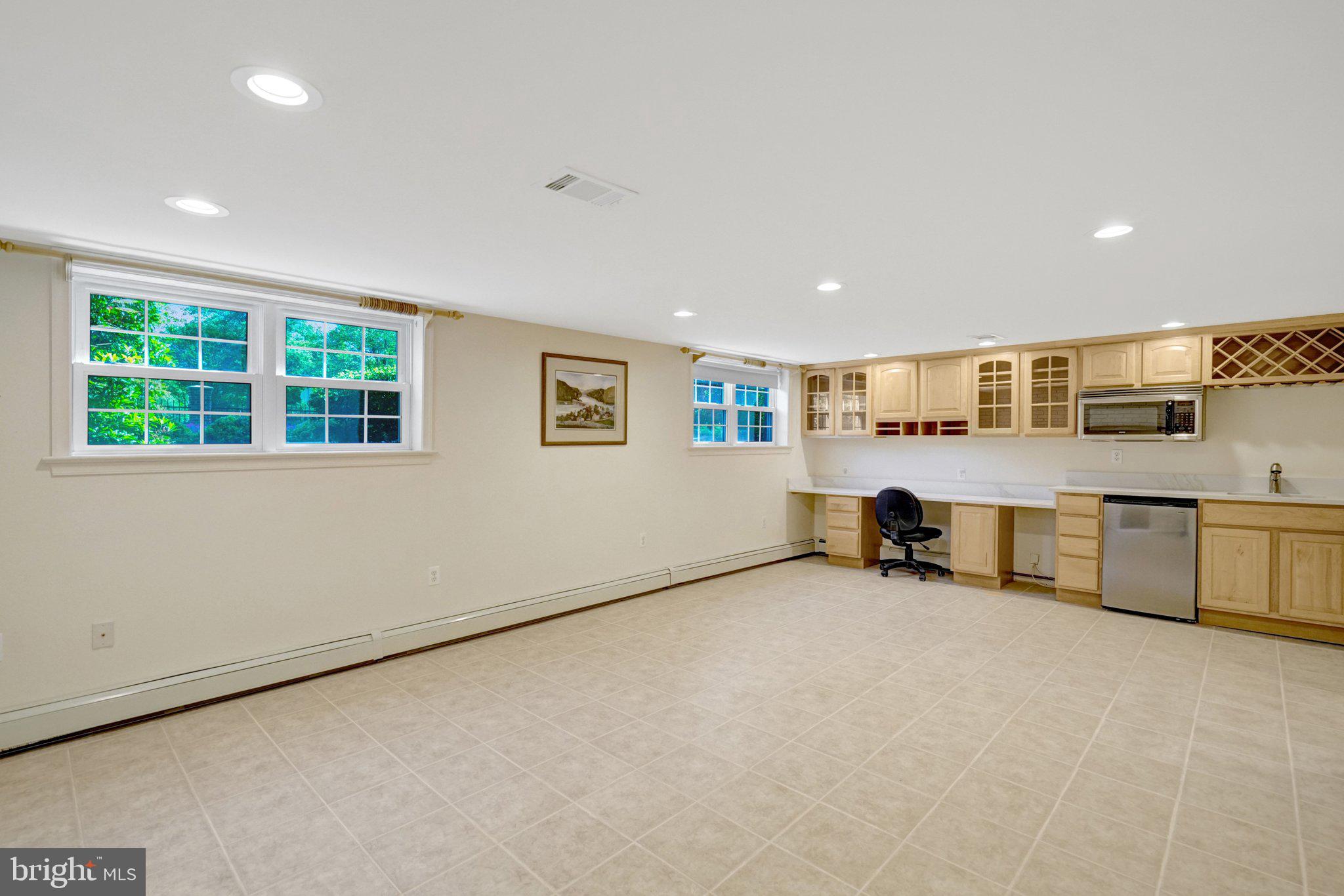 4409 FERRY LANDING ROAD