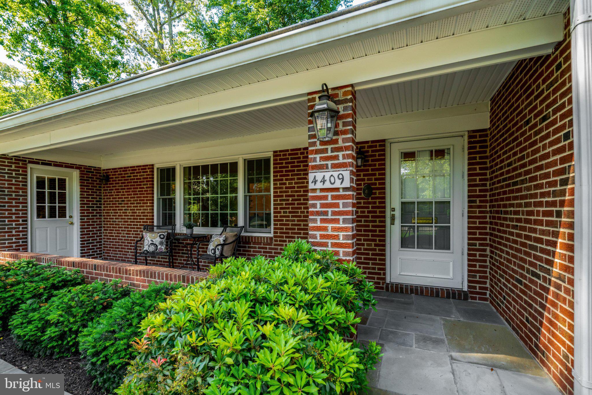4409 FERRY LANDING ROAD