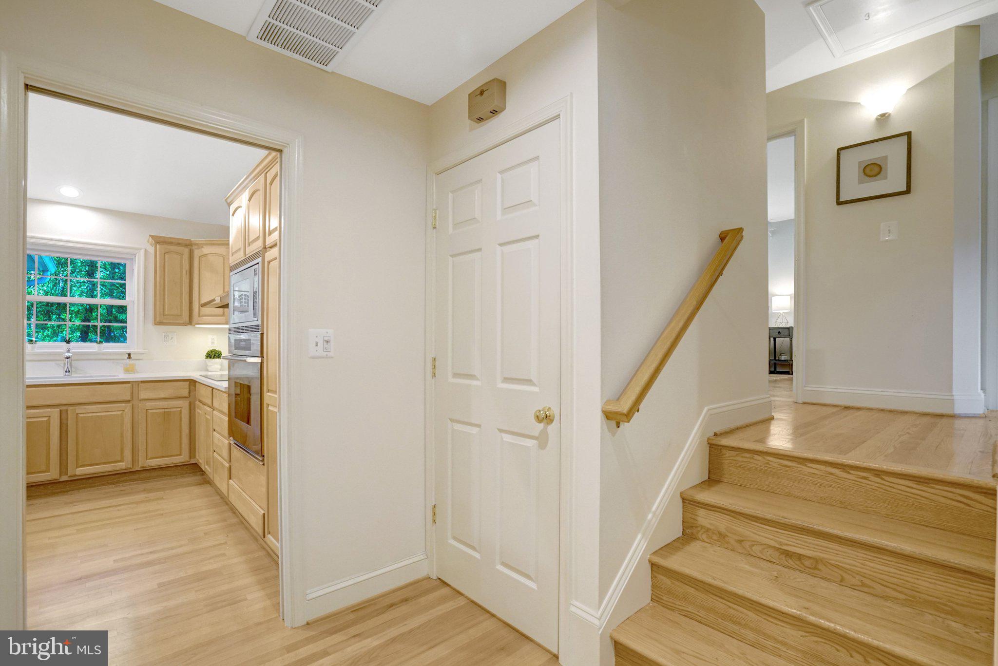 4409 FERRY LANDING ROAD