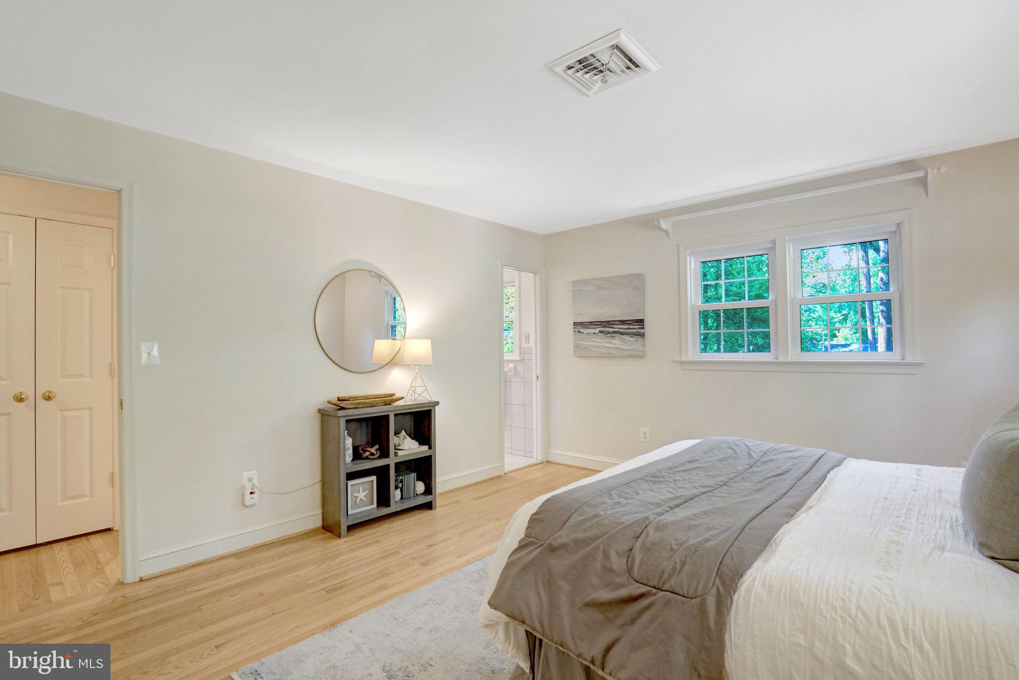 4409 FERRY LANDING ROAD