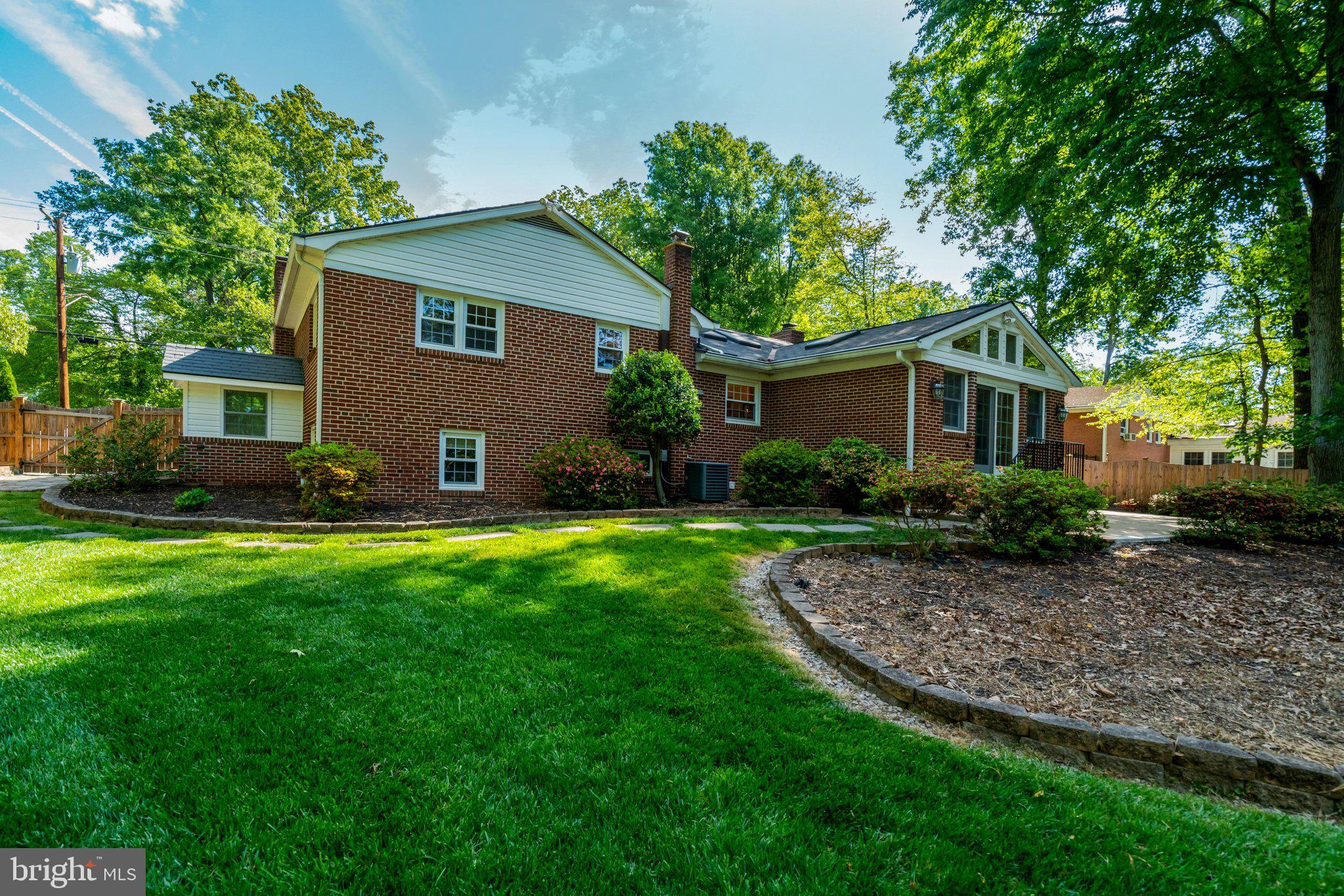4409 FERRY LANDING ROAD