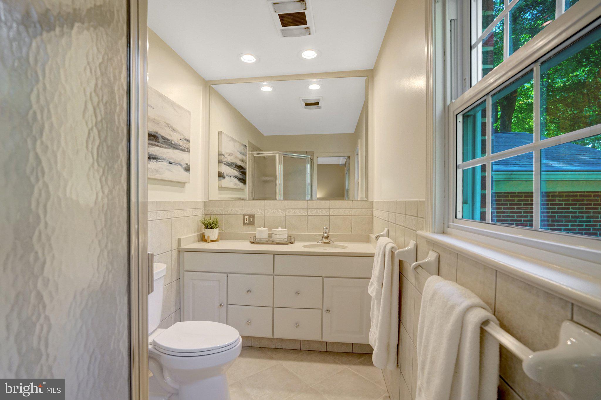 4409 FERRY LANDING ROAD