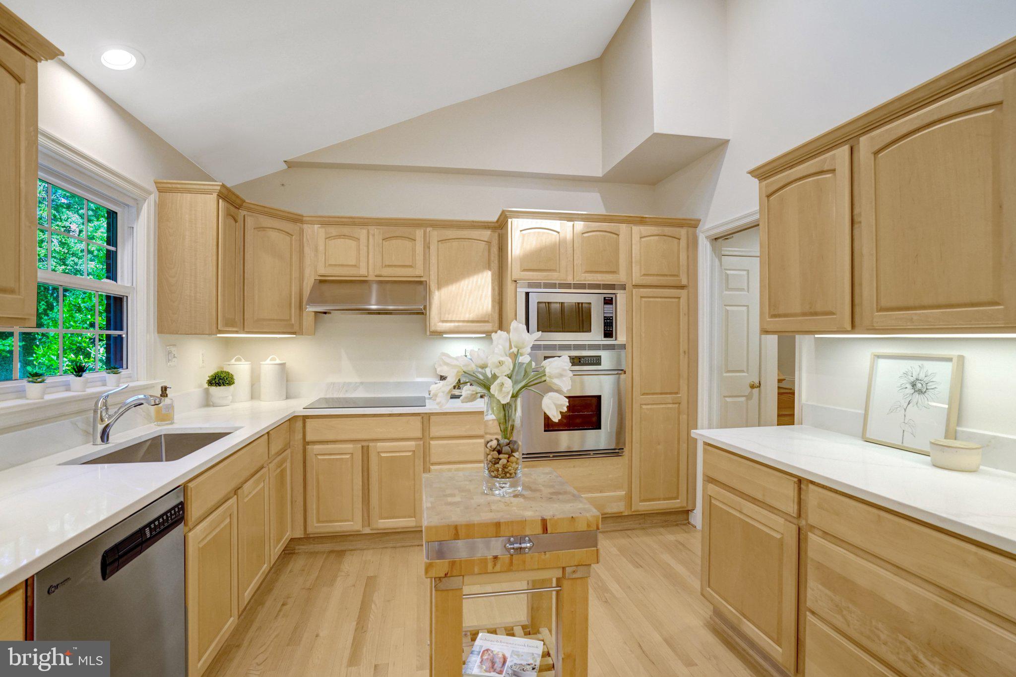 4409 FERRY LANDING ROAD