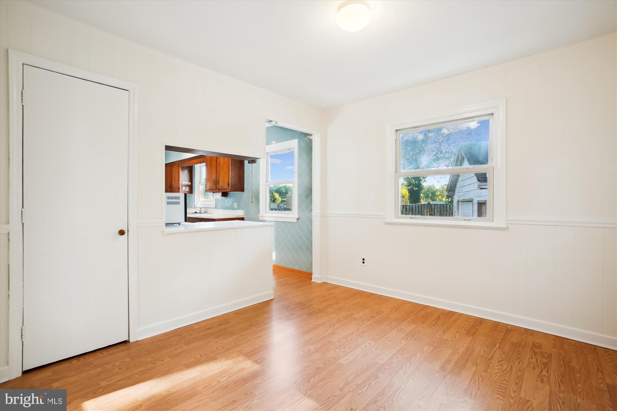 2405 PHILLIPS DRIVE
