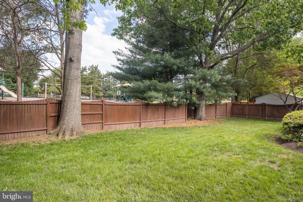 14392 FLOURCASTLE COURT