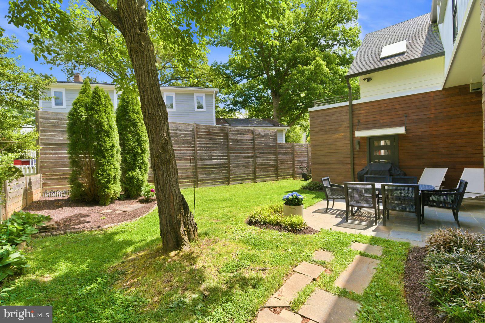 1831 OPALOCKA DRIVE