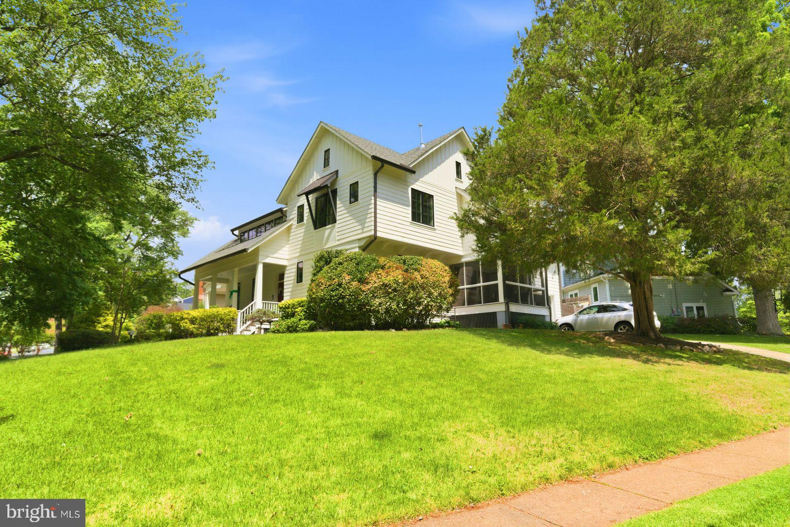 1831 OPALOCKA DRIVE