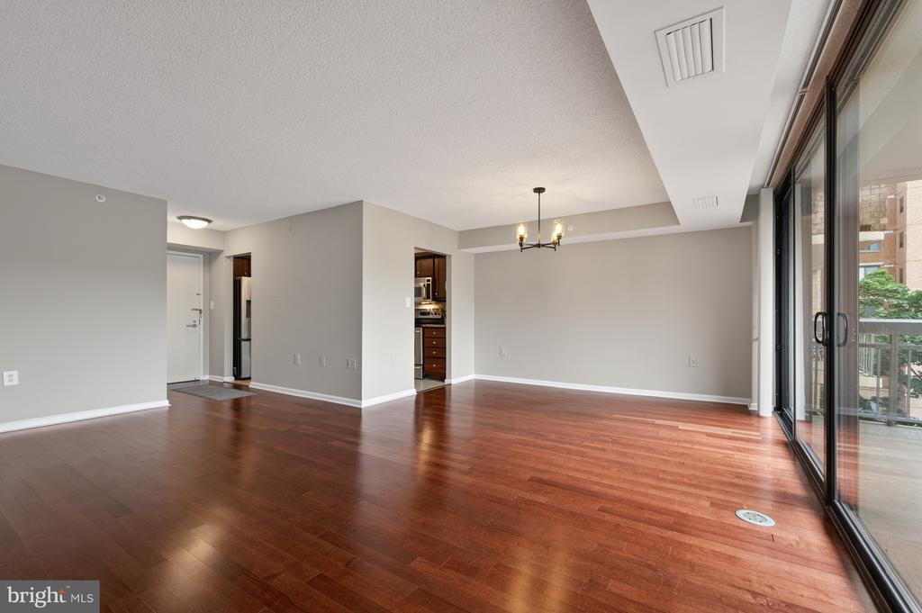 2230 GEORGE C MARSHALL DRIVE 517