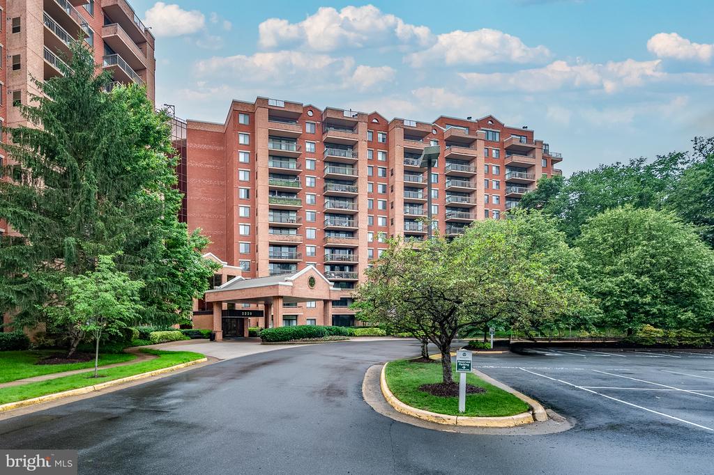 2230 GEORGE C MARSHALL DRIVE 517