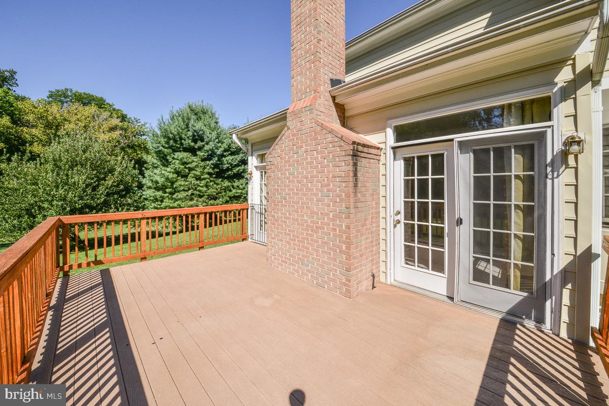 855 CHARWHIT COURT