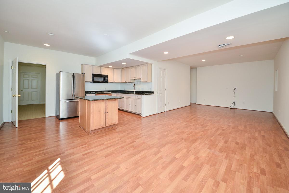 855 CHARWHIT COURT