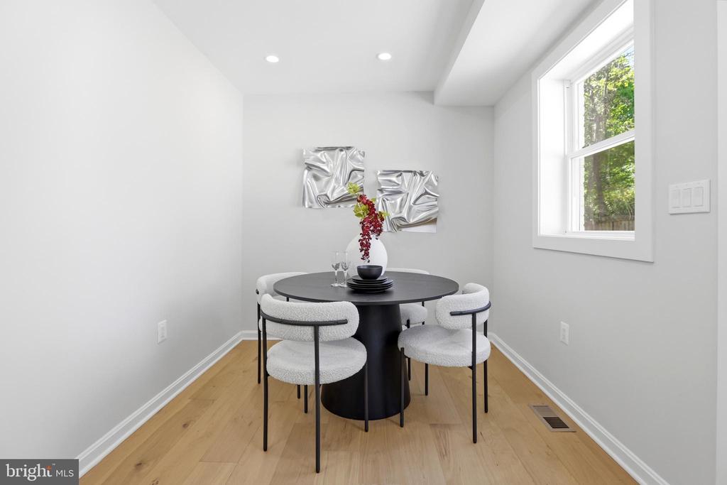 6420 SPRING TERRACE