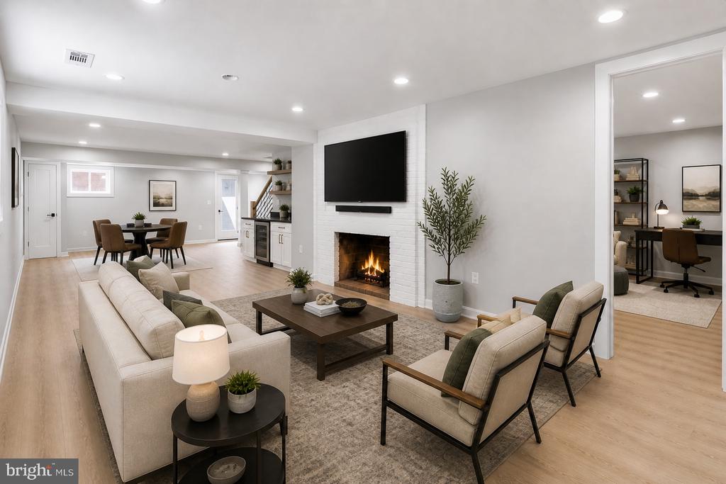 6420 SPRING TERRACE