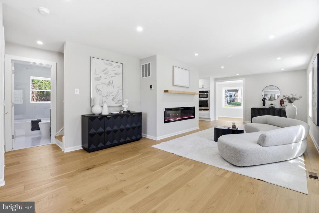 6420 SPRING TERRACE