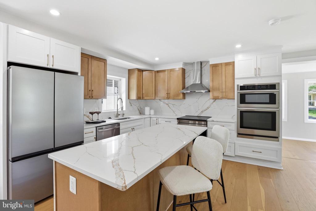 6420 SPRING TERRACE