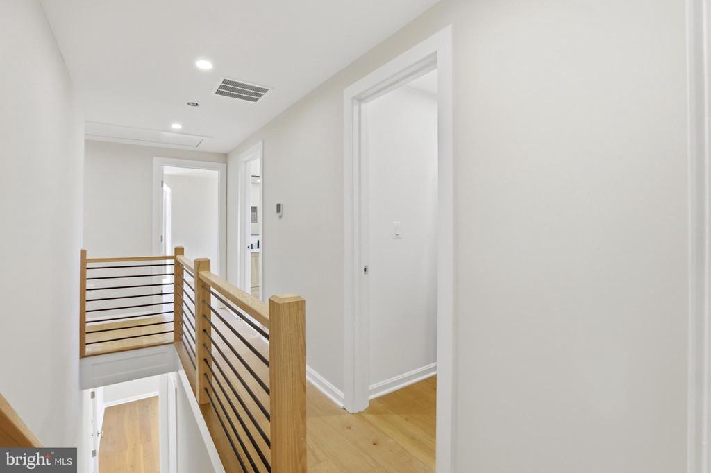 6420 SPRING TERRACE