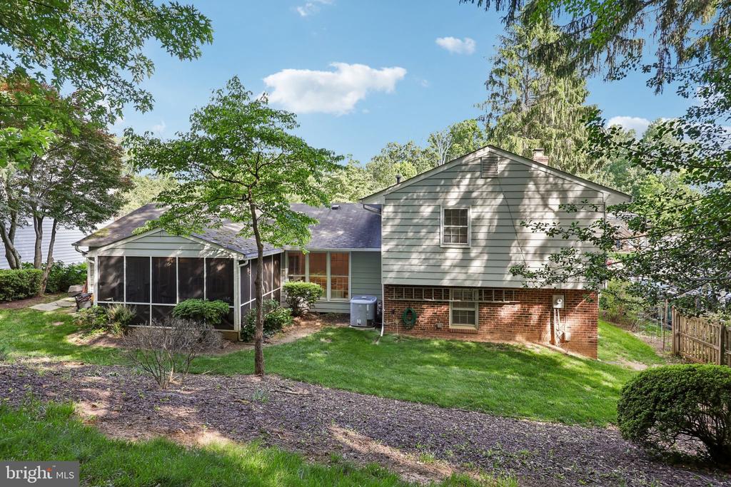 2205 ABBOTSFORD