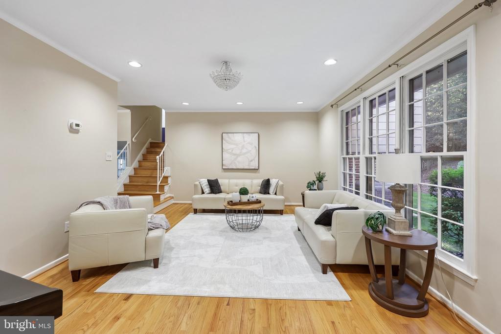2205 ABBOTSFORD