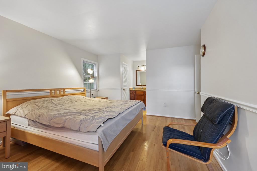 2205 ABBOTSFORD