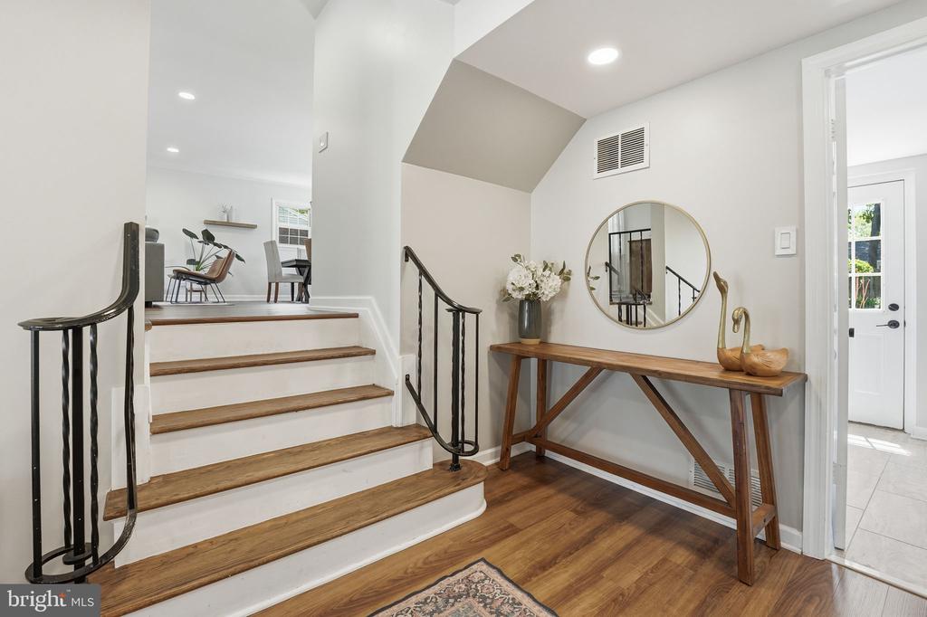 15011 TARLETON DRIVE