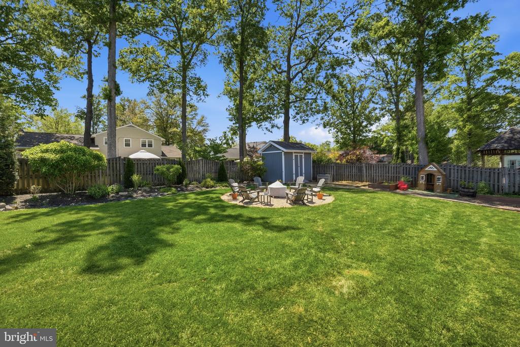 15011 TARLETON DRIVE