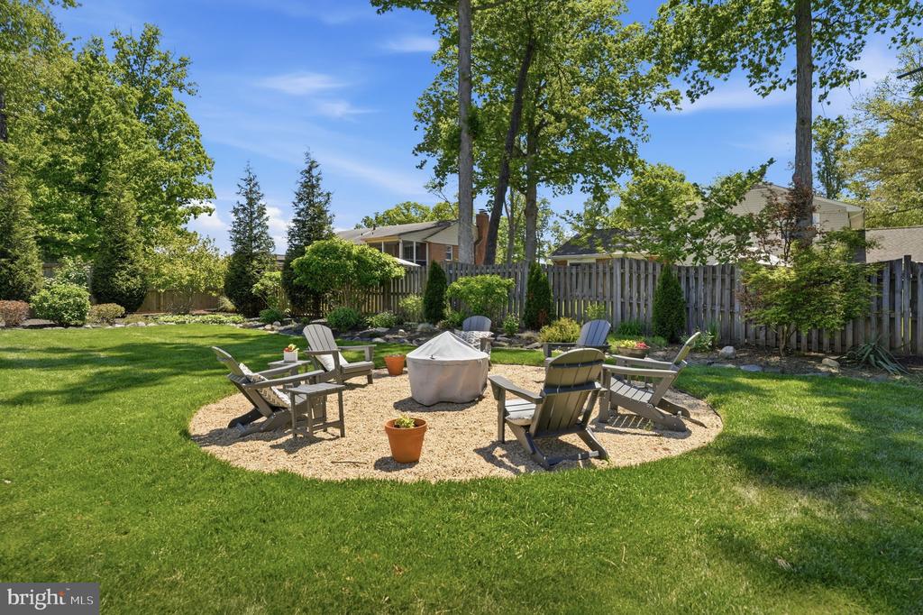 15011 TARLETON DRIVE