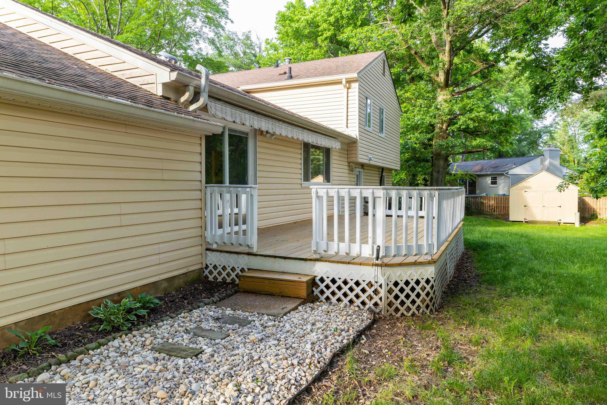 3803 STONEYBROOKE COURT