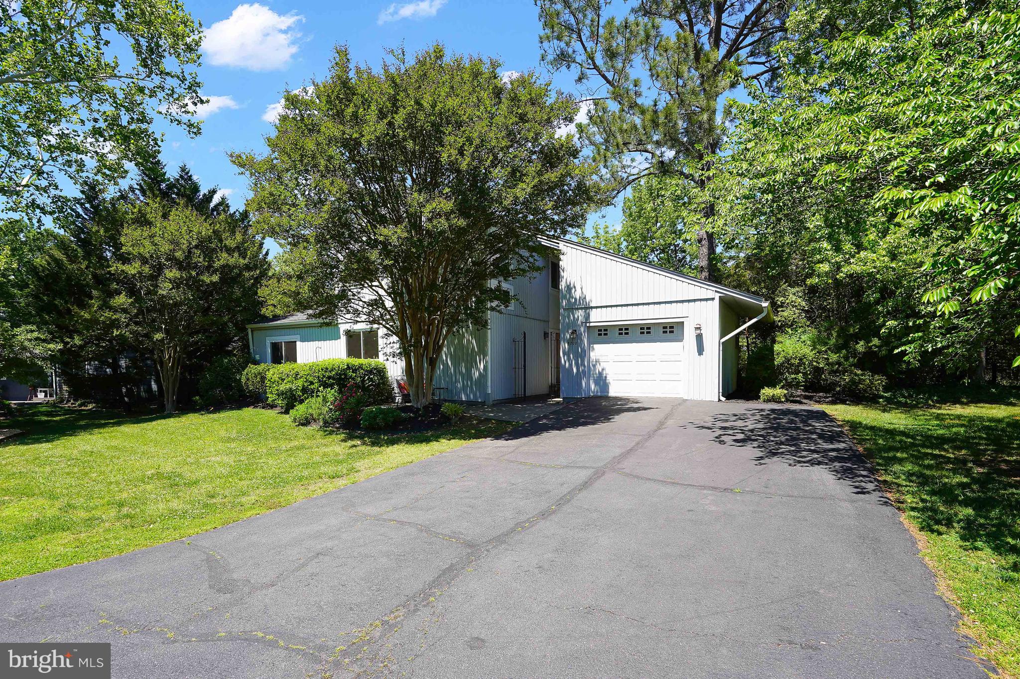 8700 LINTON LANE