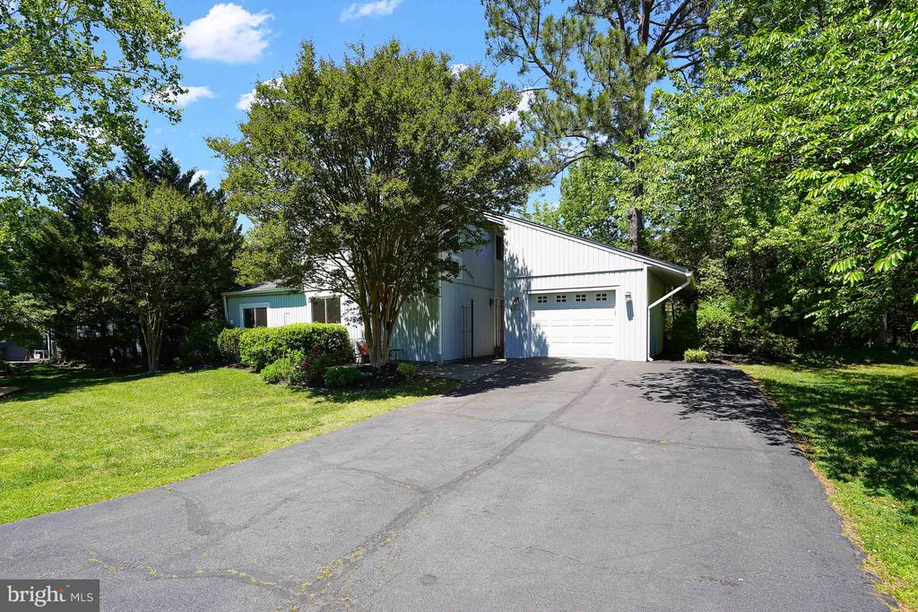 8700 LINTON LANE