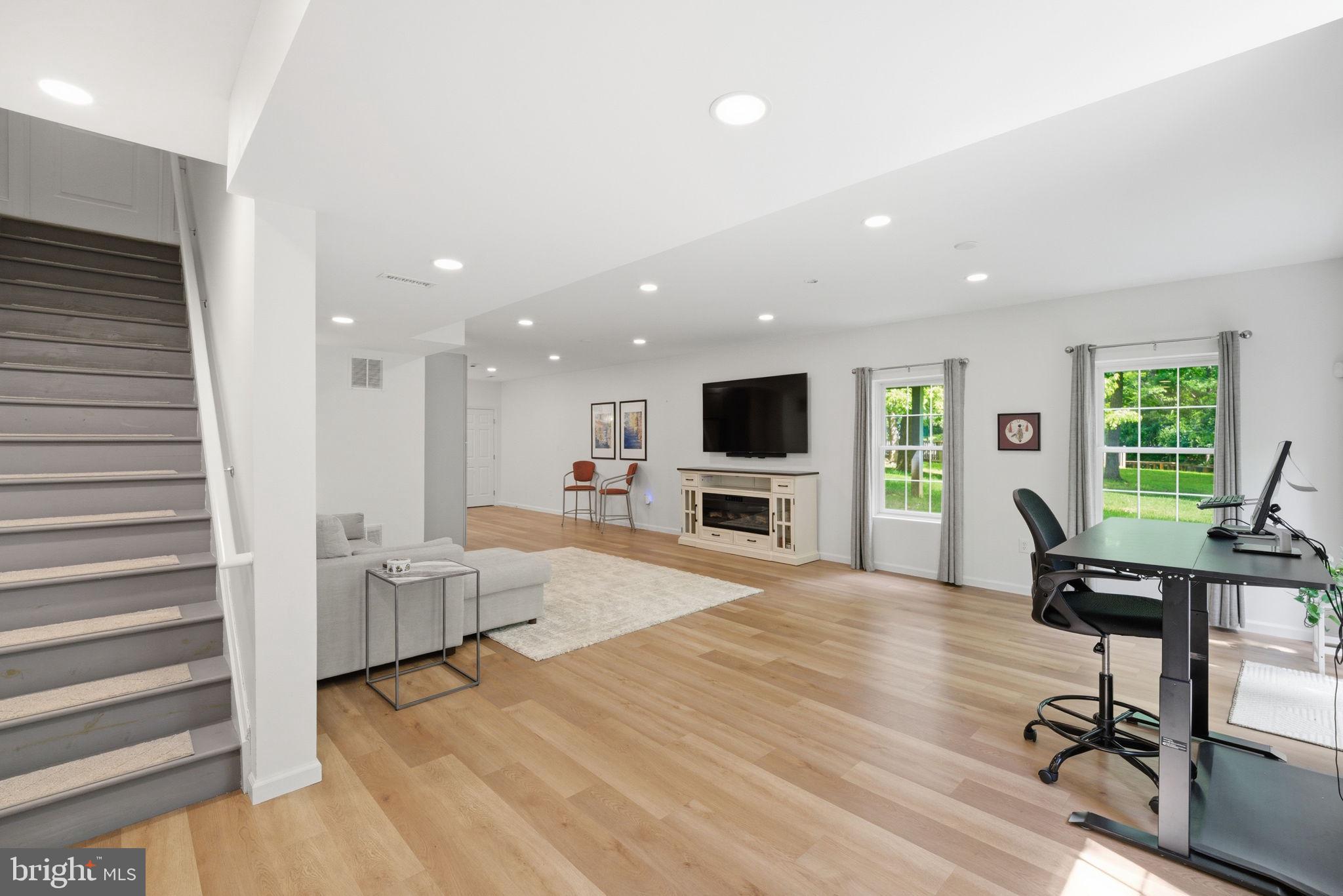 8104 REVATOM COURT