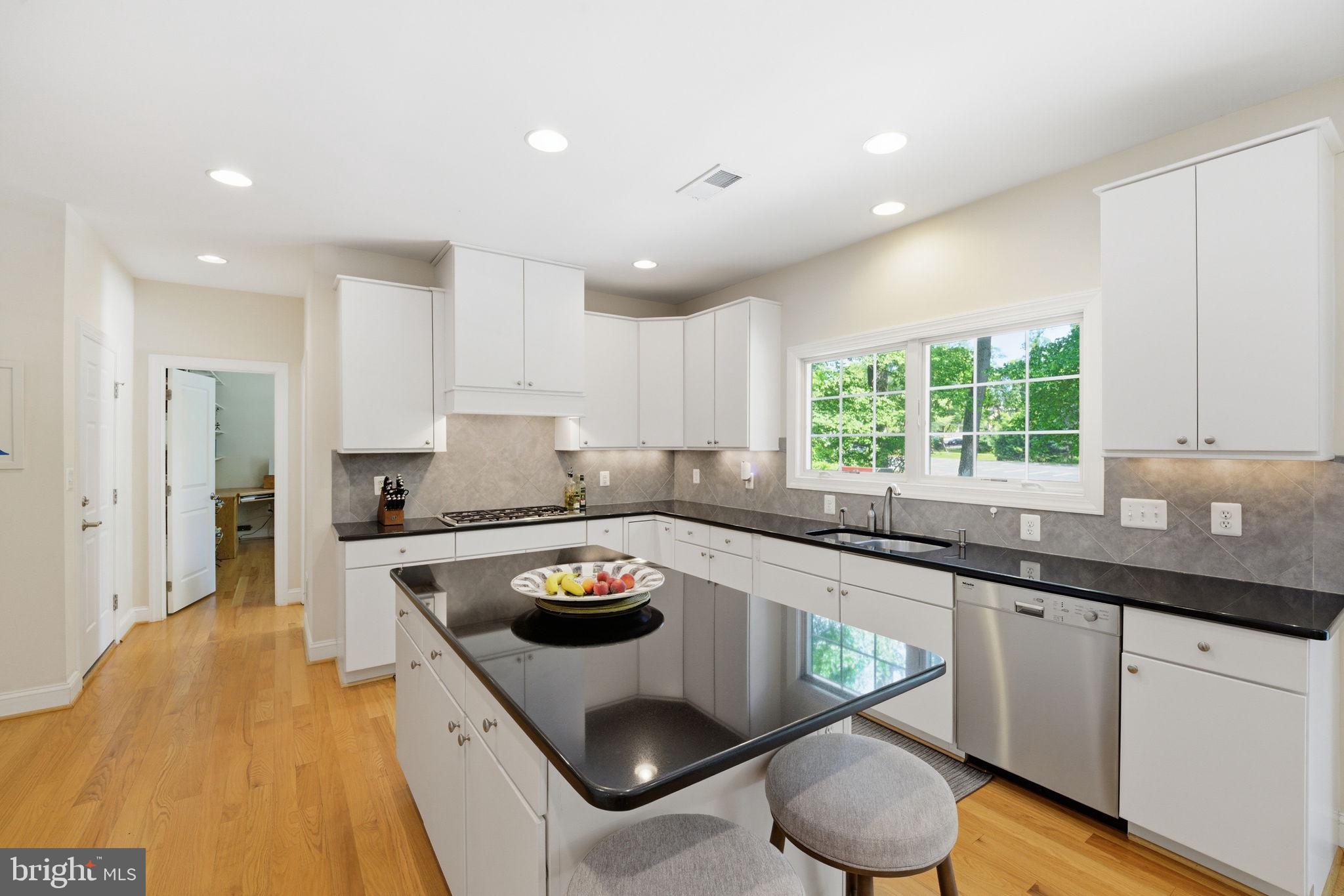 8104 REVATOM COURT