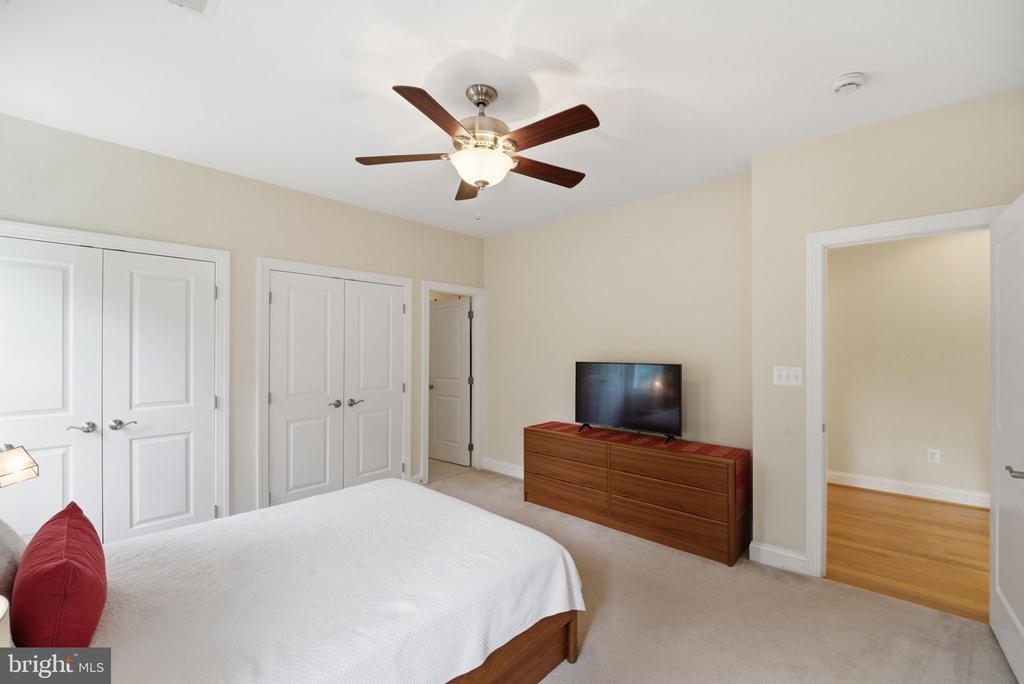 8104 REVATOM COURT