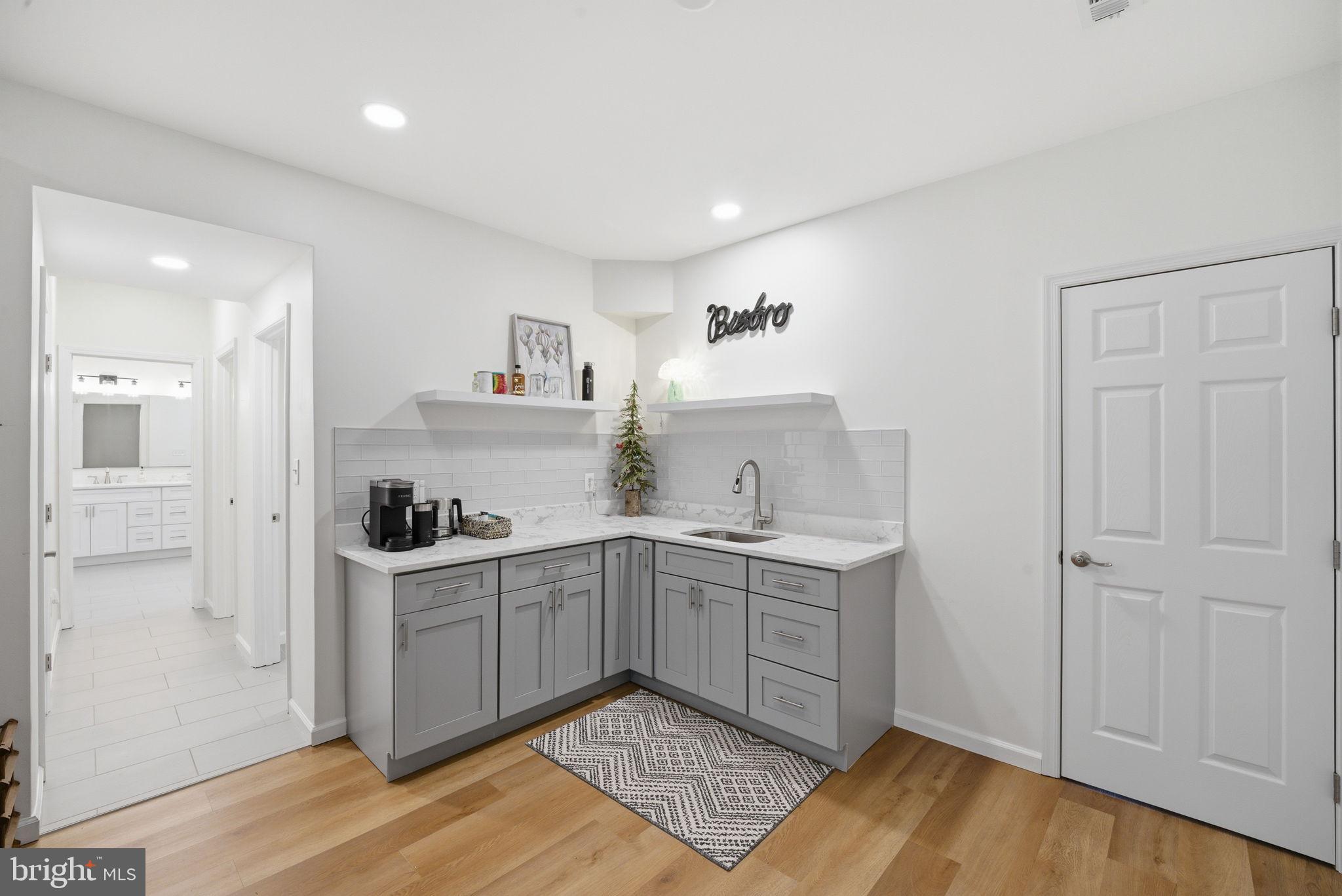 8104 REVATOM COURT