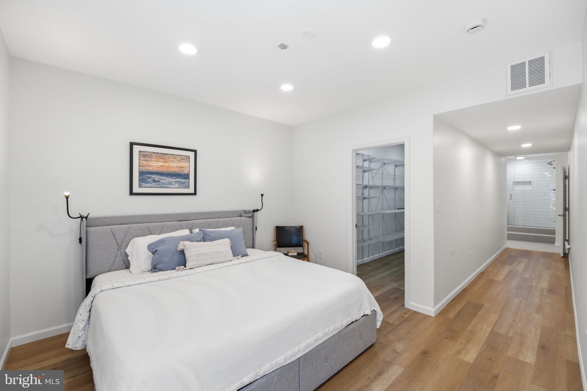 8104 REVATOM COURT