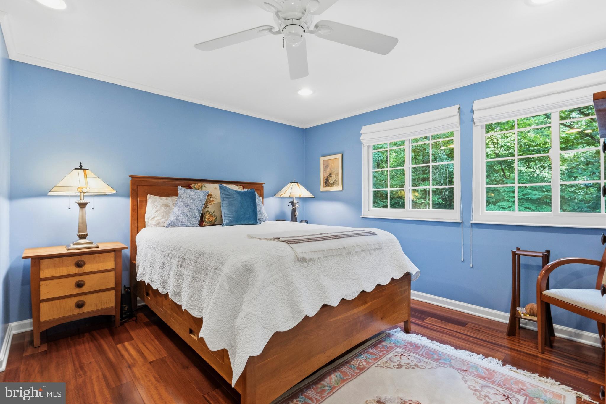 2303 MIDDLE CREEK LANE