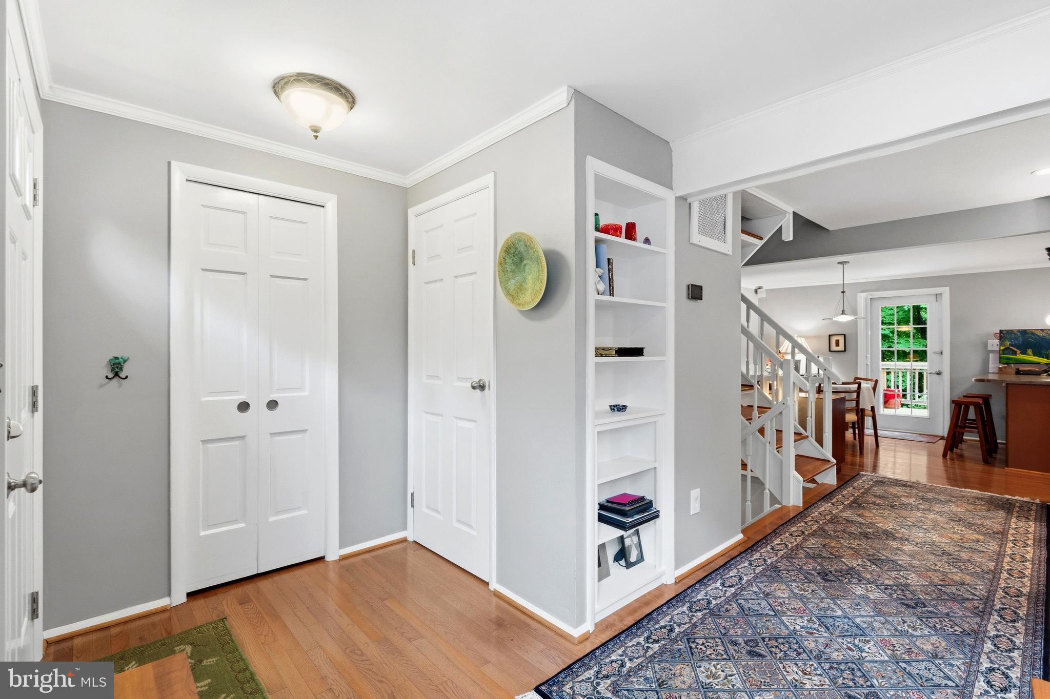 2303 MIDDLE CREEK LANE