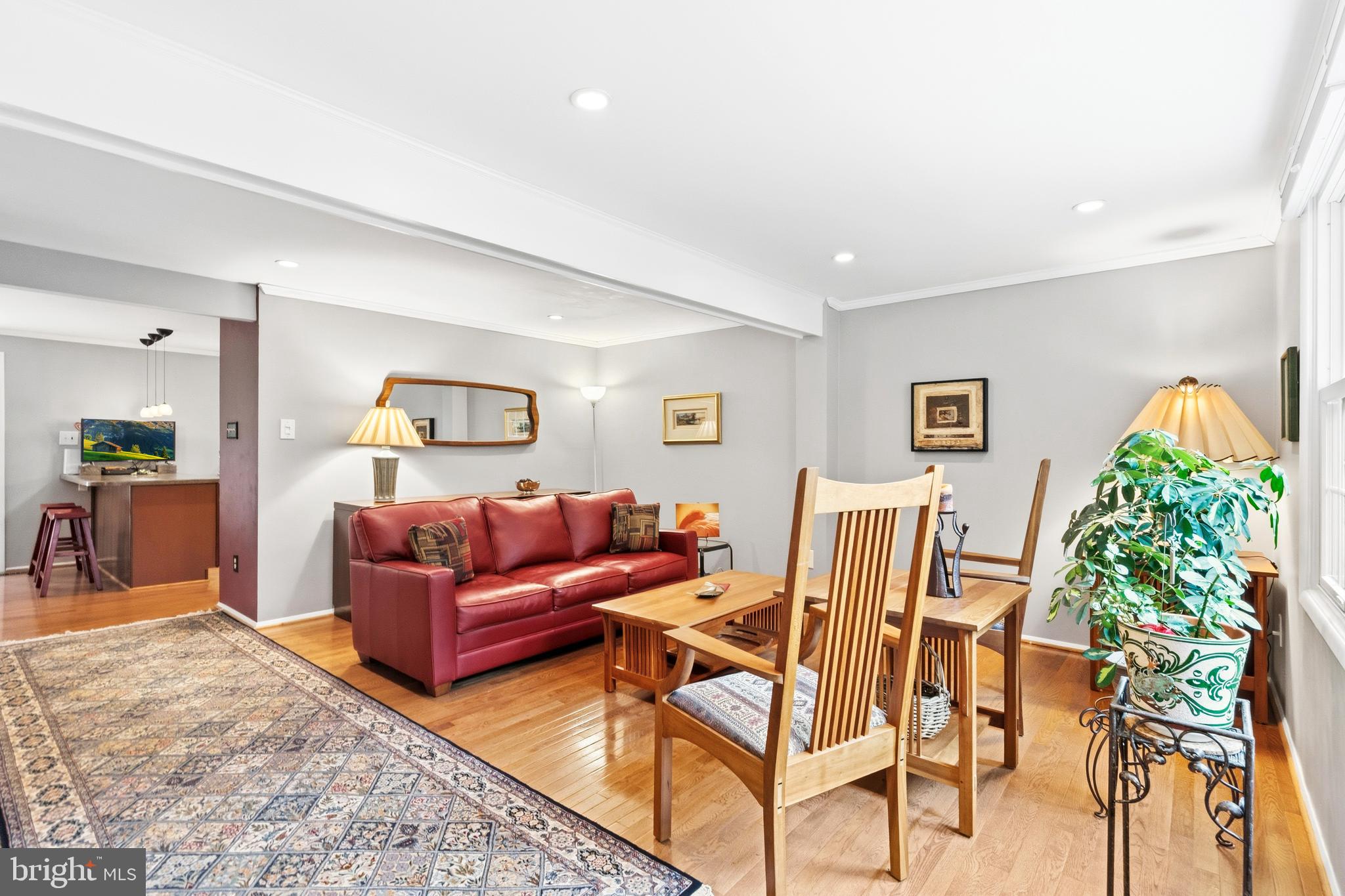 2303 MIDDLE CREEK LANE