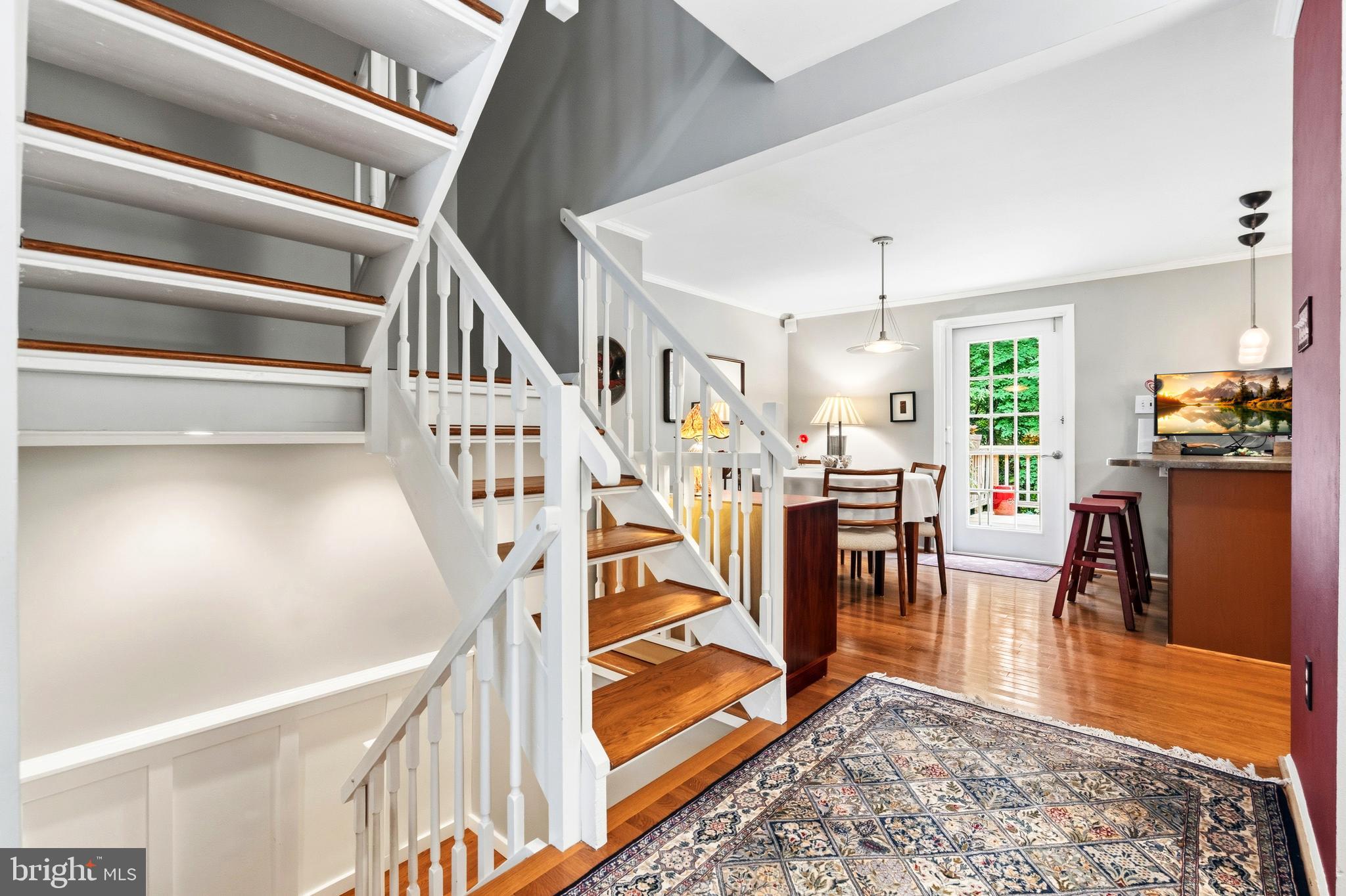 2303 MIDDLE CREEK LANE