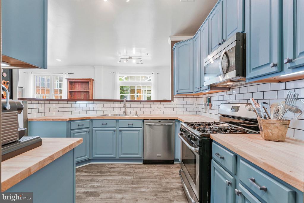 8937 MILFORD HAVEN COURT Unit: 37A
