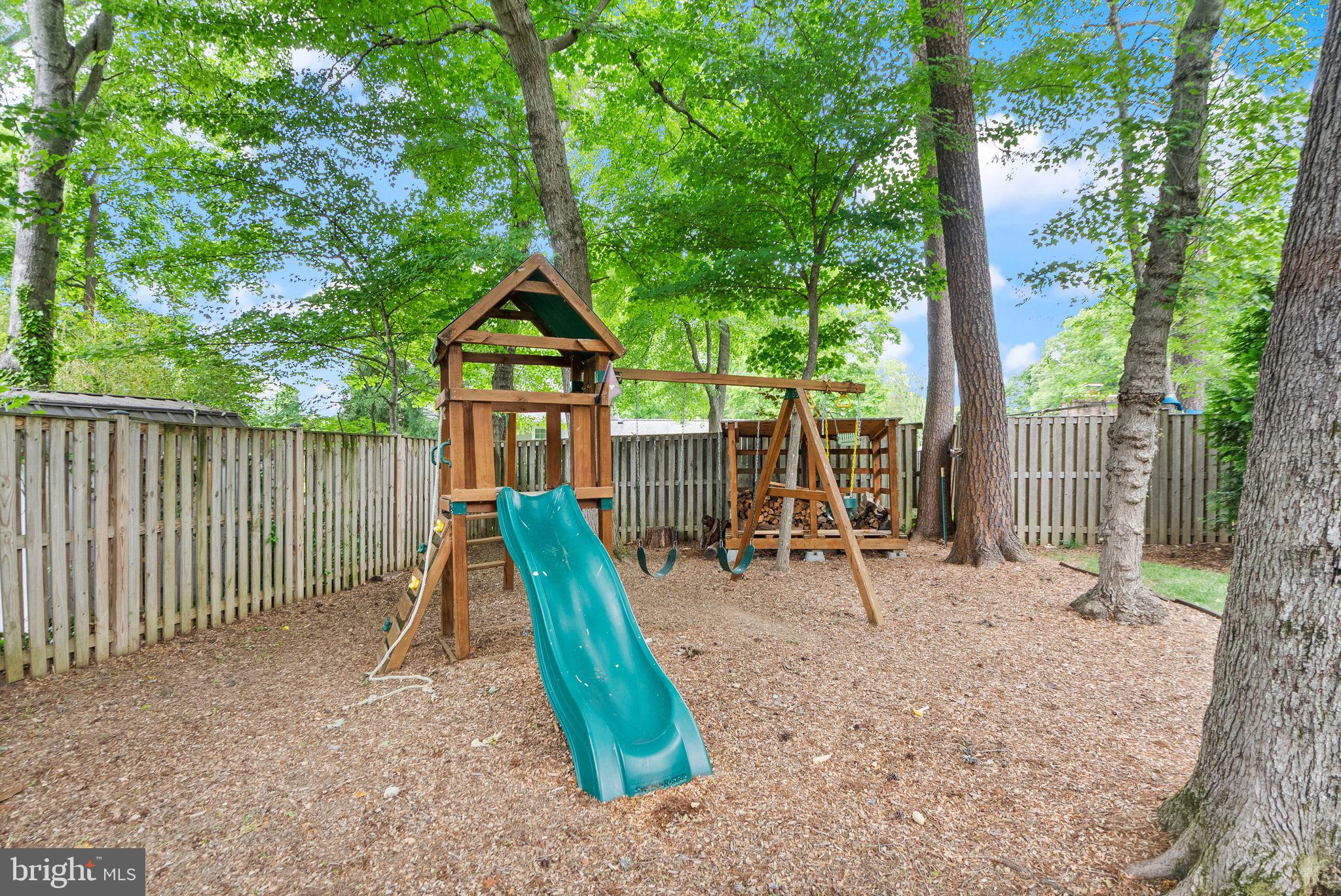 8446 PORTER LANE
