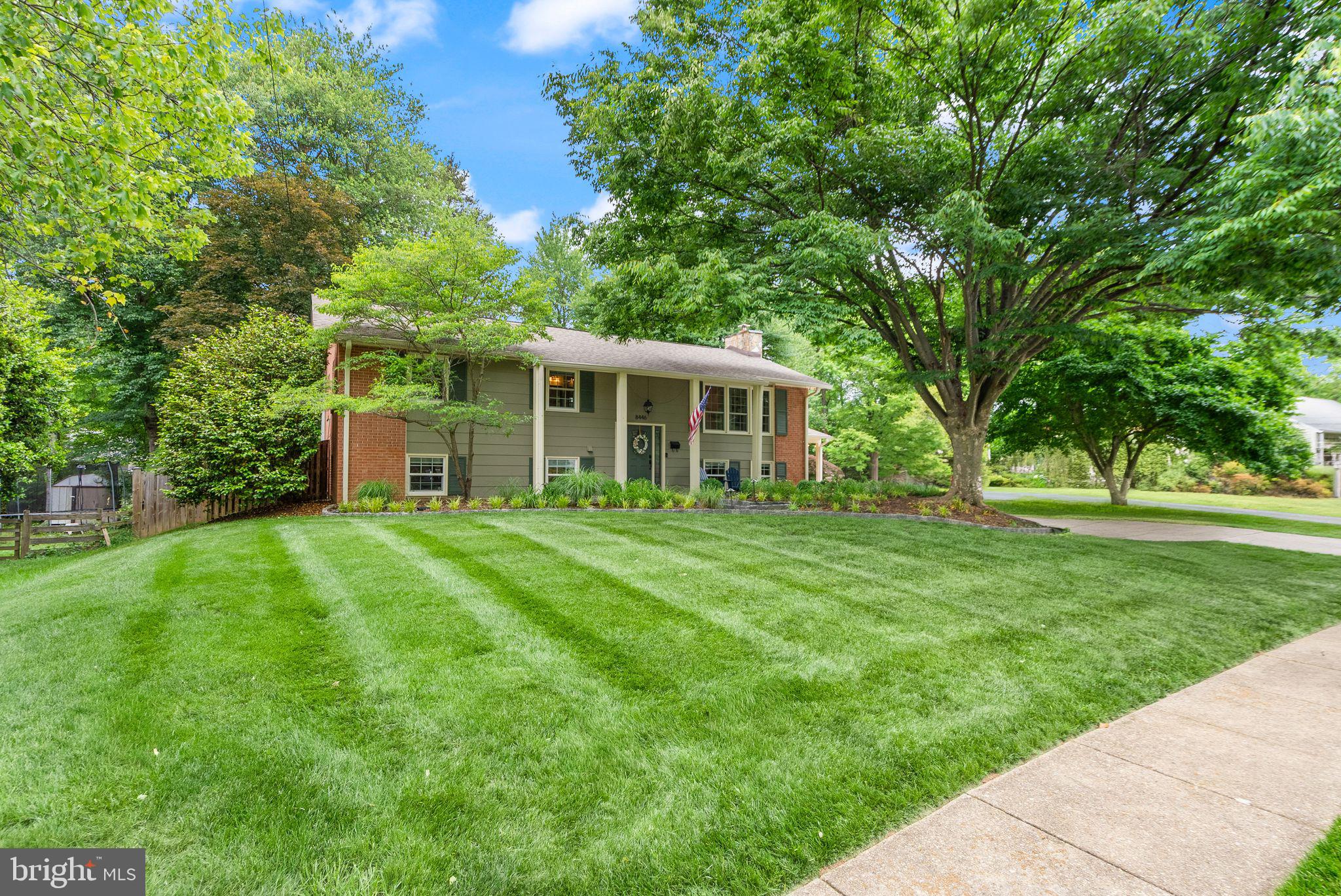 8446 PORTER LANE