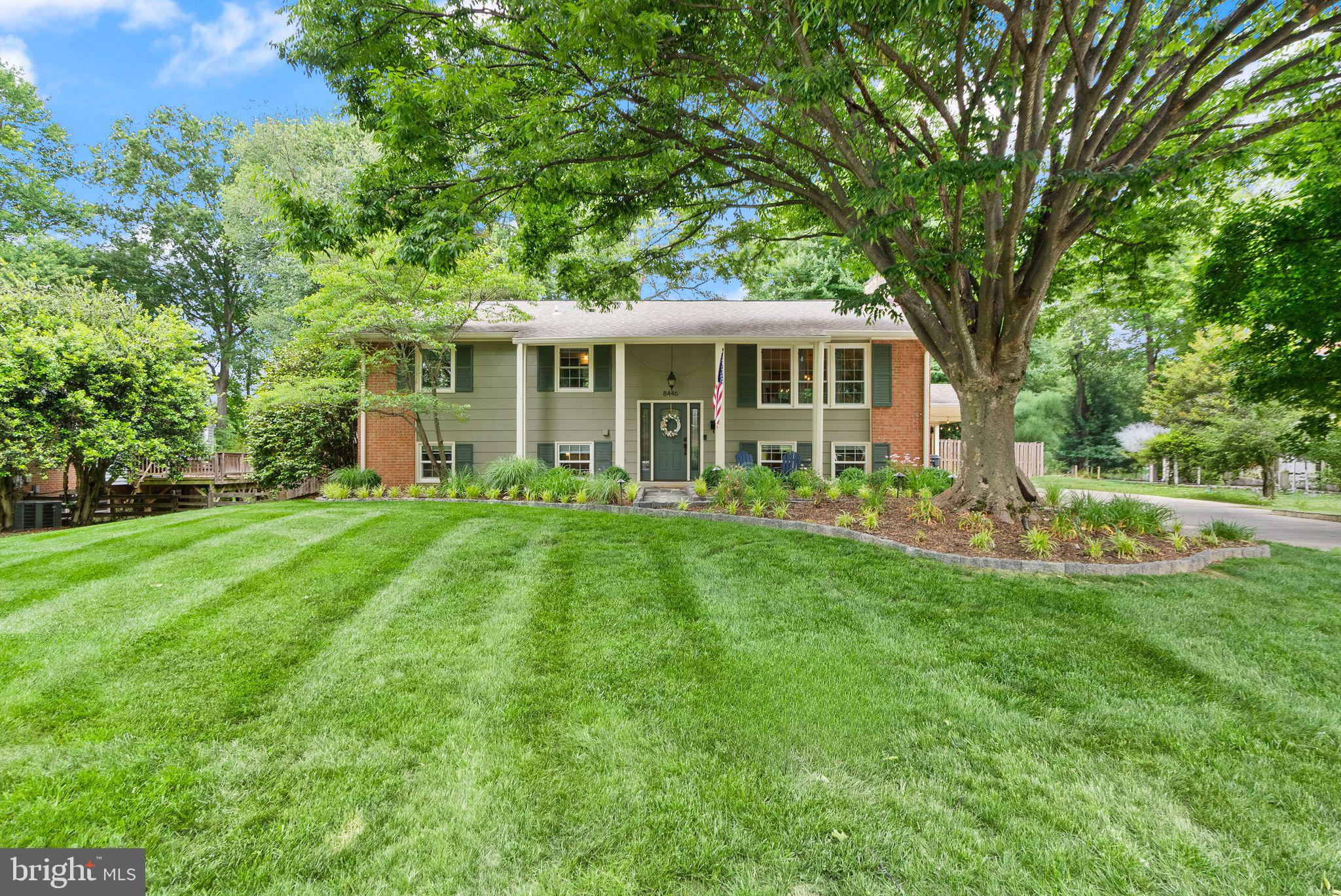 8446 PORTER LANE