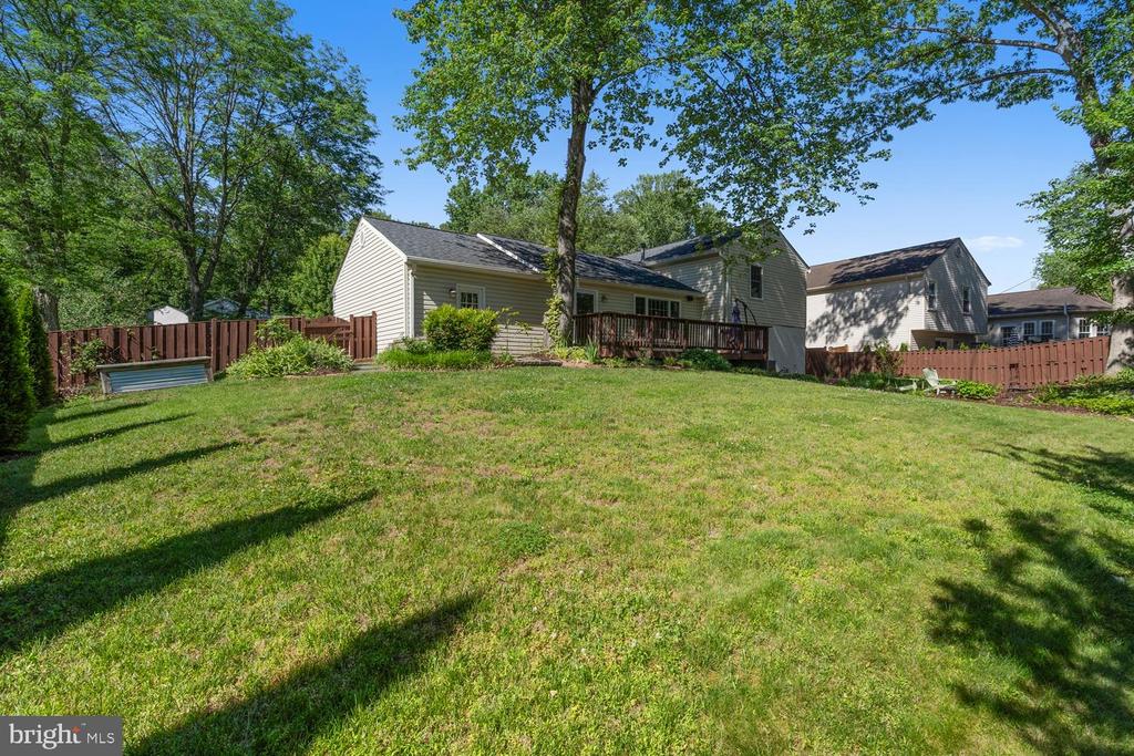 9501 WALLINGFORD DRIVE