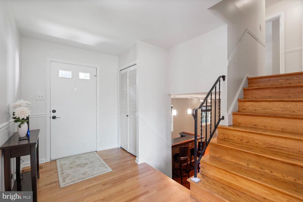 9501 WALLINGFORD DRIVE