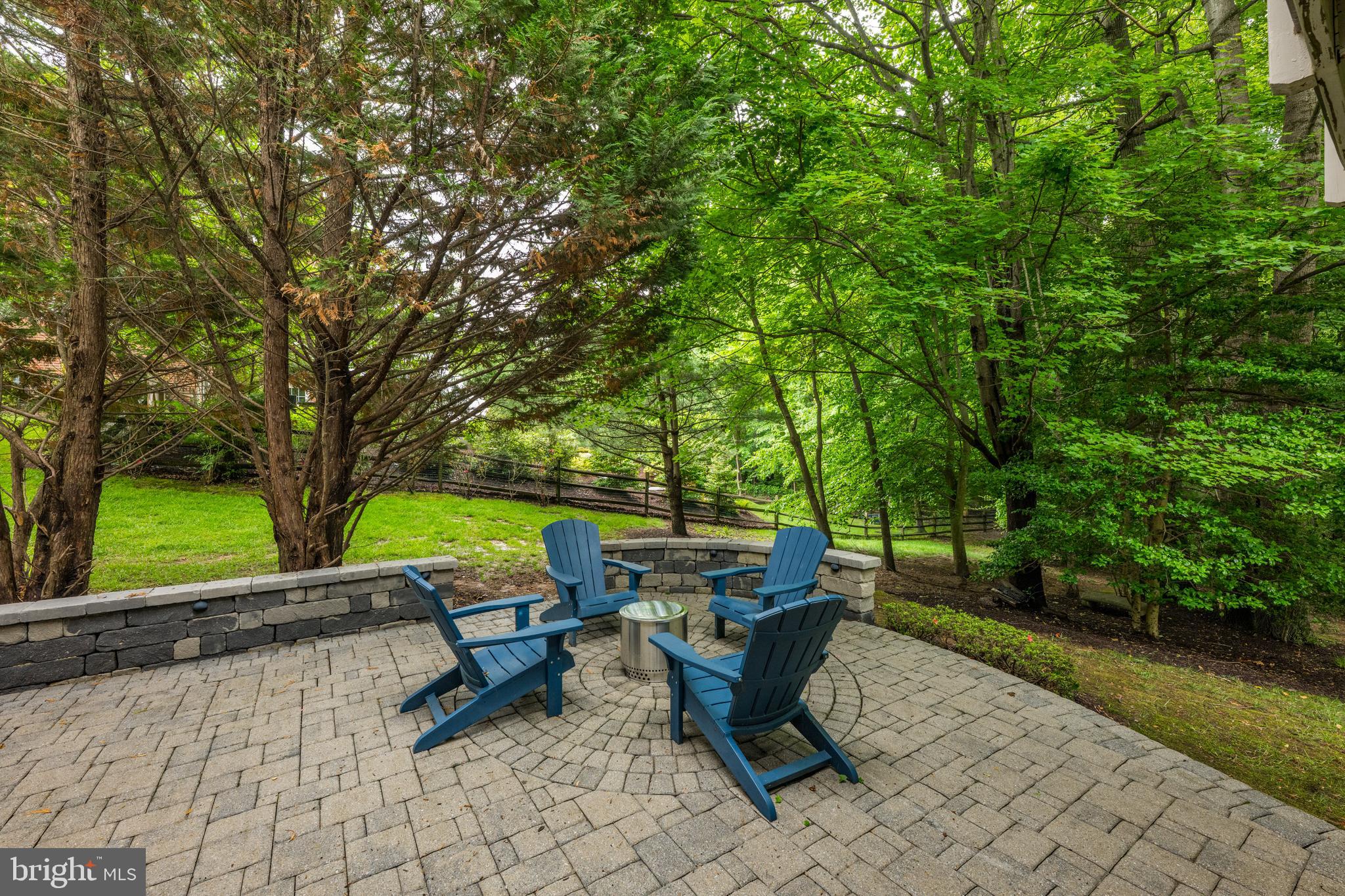 11885 SHAKER MEADOWS COURT