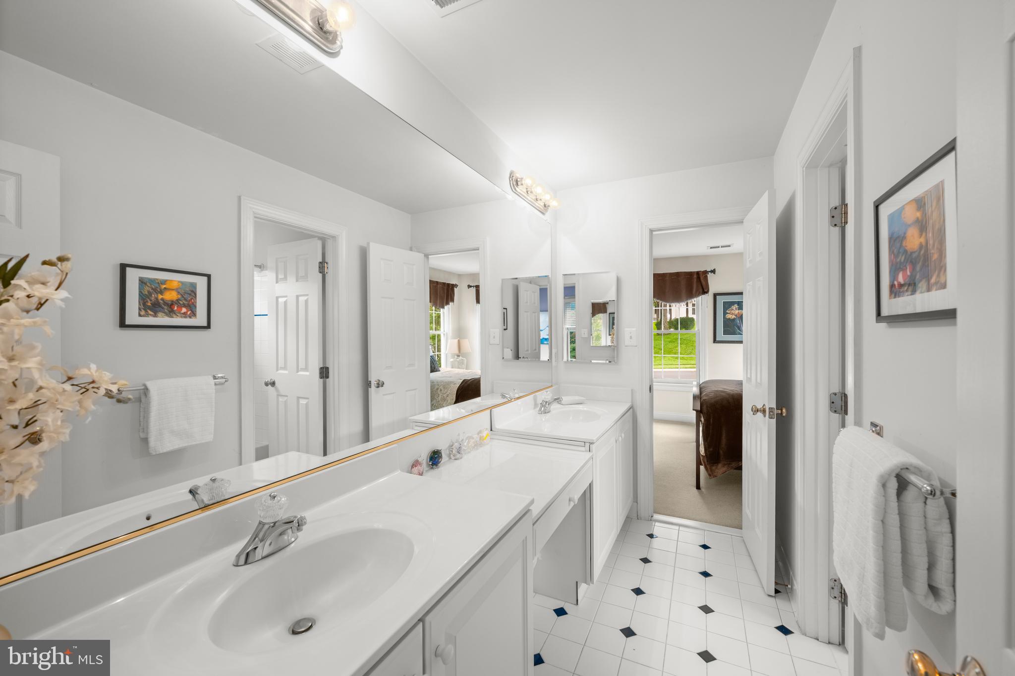 11885 SHAKER MEADOWS COURT