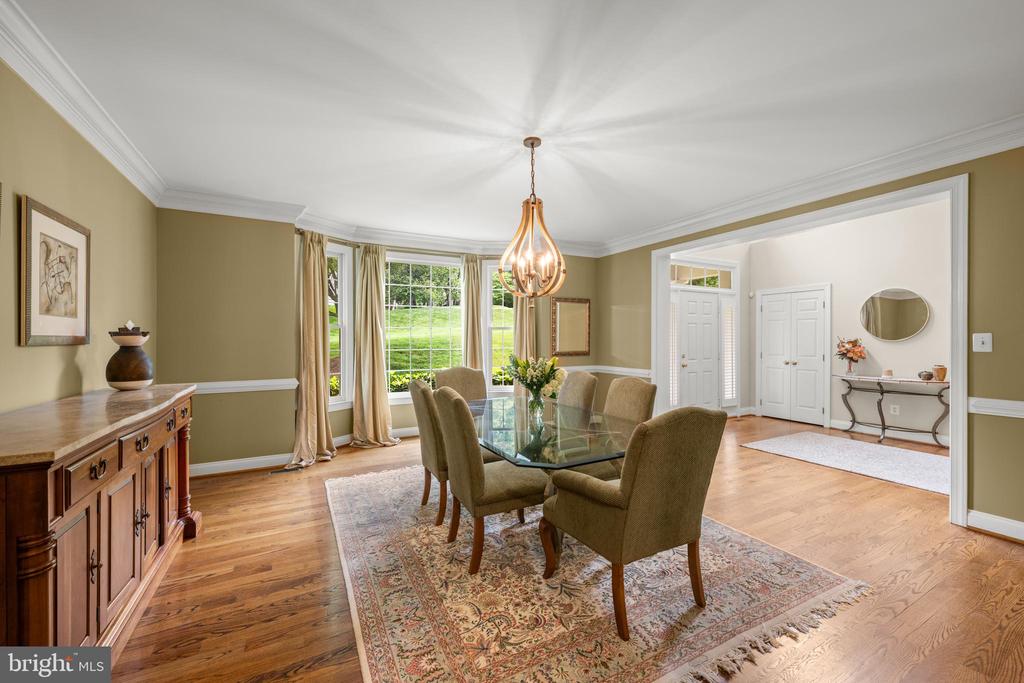 11885 SHAKER MEADOWS COURT